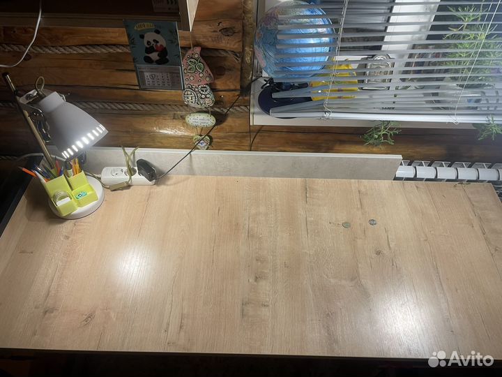 Письменный стол бу с тумбами одноместный