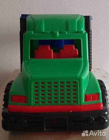 Большой грузовик игрушка