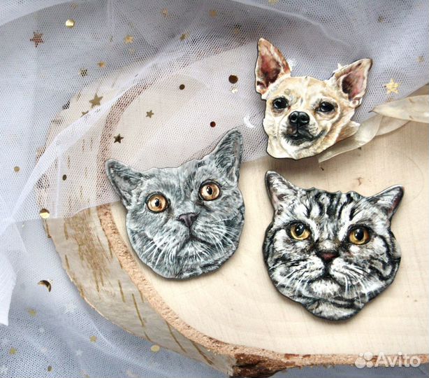 Деревянные броши и значки ручной работы на заказ