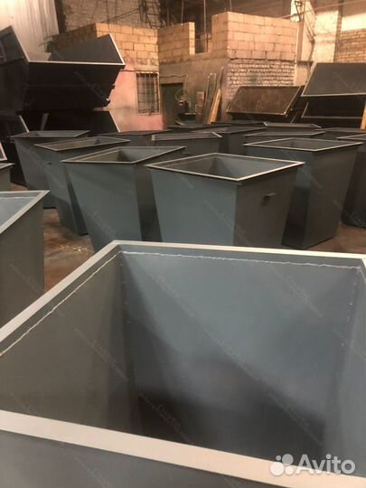 Мусорный бак уличный А-А2543