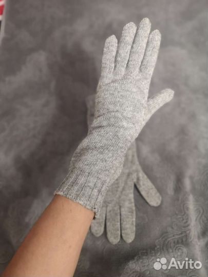 Шерстяные перчатки Hugo Boss