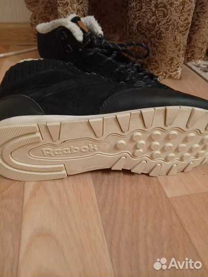 Кроссовки зимние Reebok 37,5
