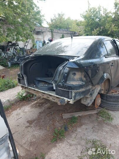 Опель Астра Н седан в разбор по запчастям