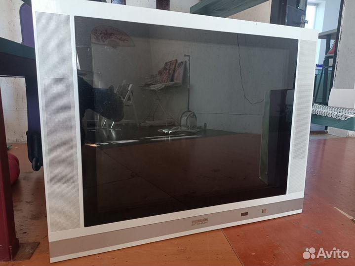 Телевизор Thomson 32wz840w