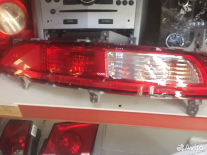 Фонарь задний в бампер левый KIA sportage 4