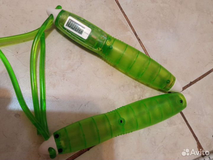 Эспандер и скакалка со счётчиком