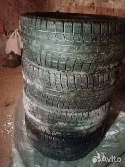 Bridgestone Blizzak Revo2 205/55 R16 94T