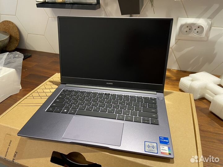 Huawei matebook (53013FCN)