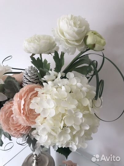 Букет на подсвечнике