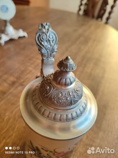 Старинная пивная кружка