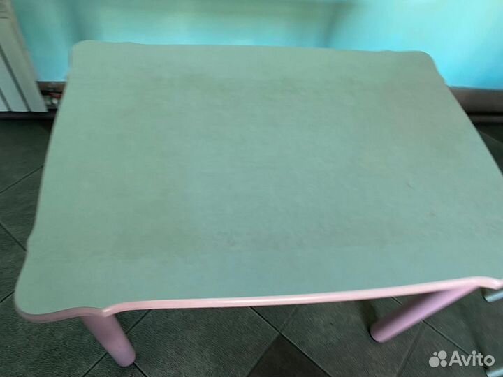 Стол обеденный