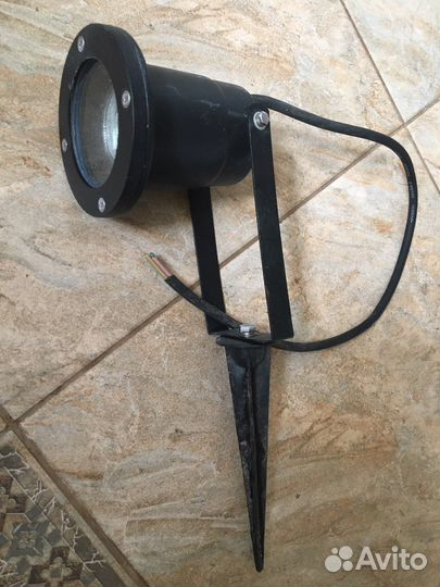 Светильник уличный грунтовый Blooma