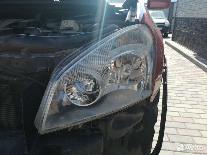 Фара левая Nissan qashqai ксенон оригинал