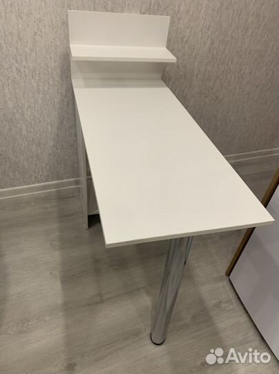 Стол для маникюра