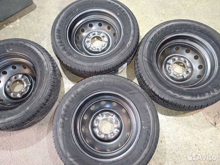 Лето в сборе 215/65р16. Для Нивы