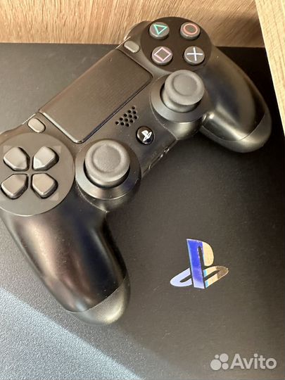 Sony PS4 pro 1tb