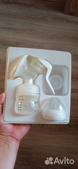 Молокоотсос avent ручной