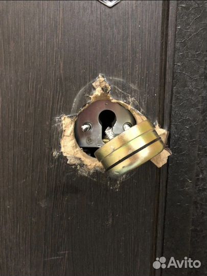 Экстренное вскрытие дверных замков/замена замков