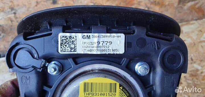 Подушка безопасности в руль Opel Astra J GTC 2012