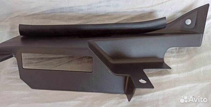 5220AN94 защитная накладка переднего левого крыла