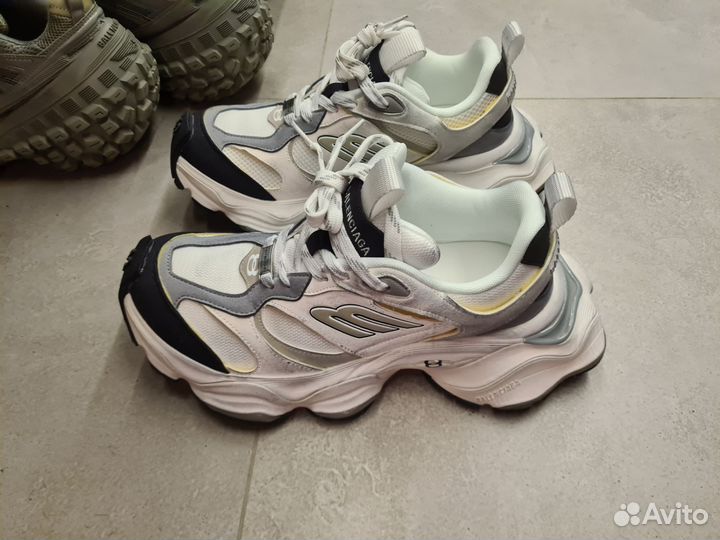 Balenciaga cargo белые