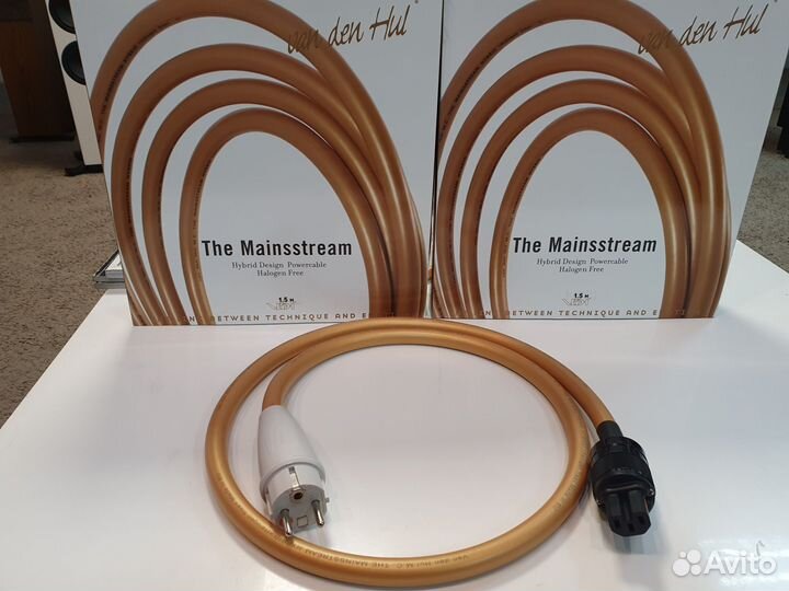 Кабель VAN DEN HUL Mainsstream EUR 1,5м