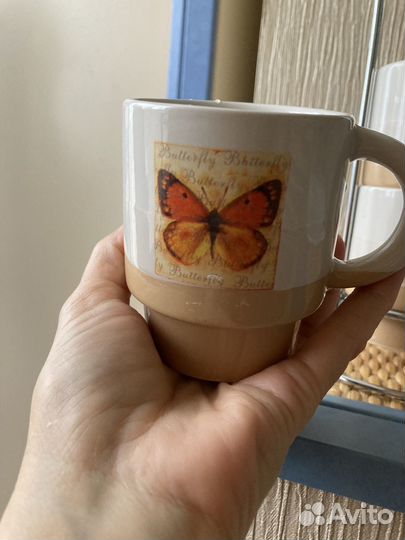 Набор чашек на подставке