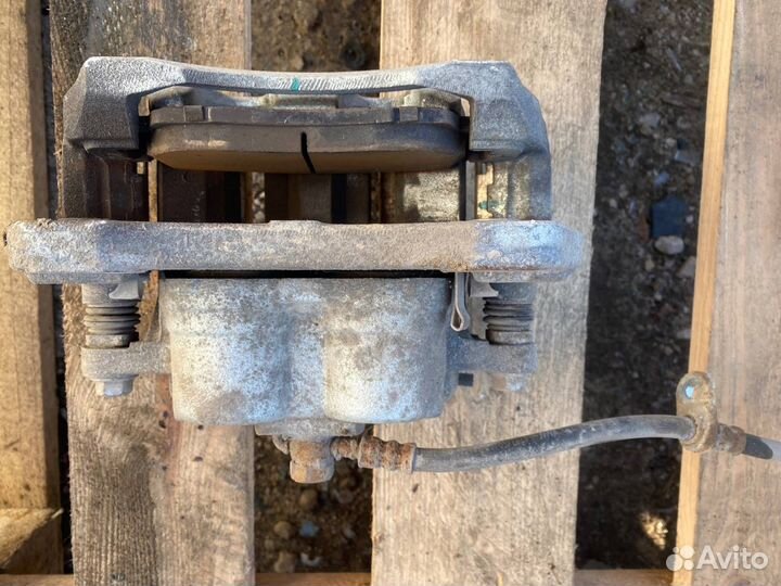 Тормозной суппорт передний левый Haval F7