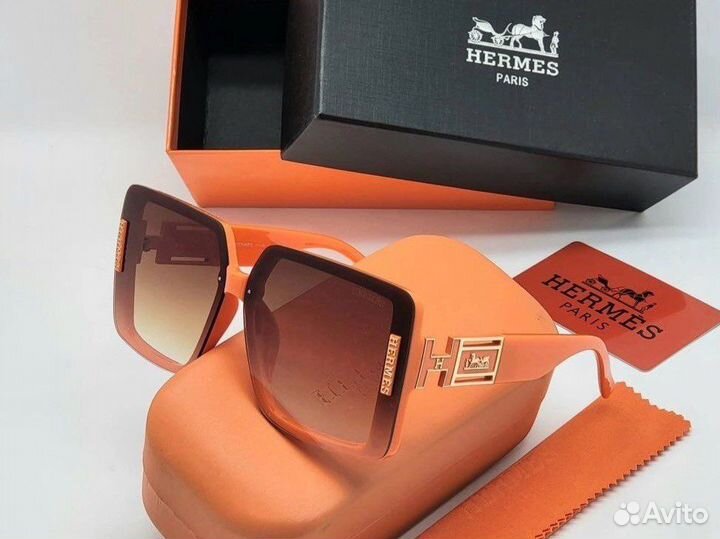 Солнцезащитные очки женские