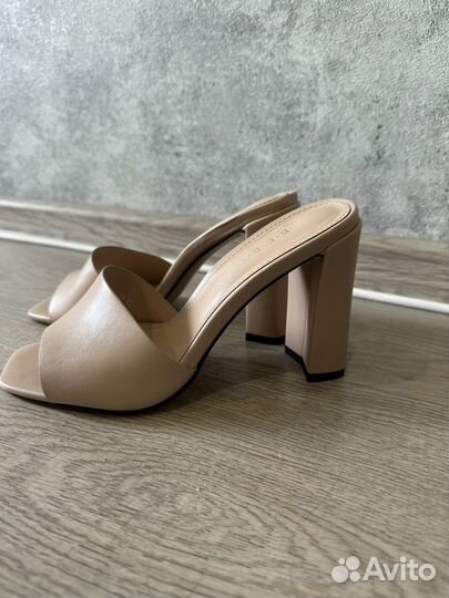 Босоножки женские 37 размер бежевые