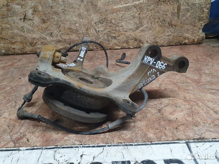 Кулак передний левый+ступица 2.0 АКПП Renault Lagu