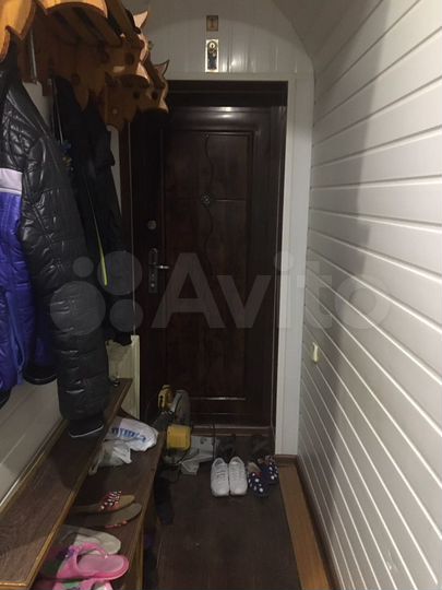 3-к. квартира, 64 м², 1/2 эт.