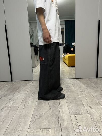 Джинсы широкие