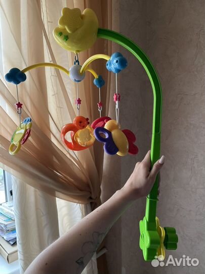 Ванночка для купания и мобиль для кроватки