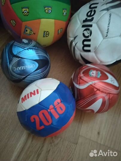 Футбольный мяч