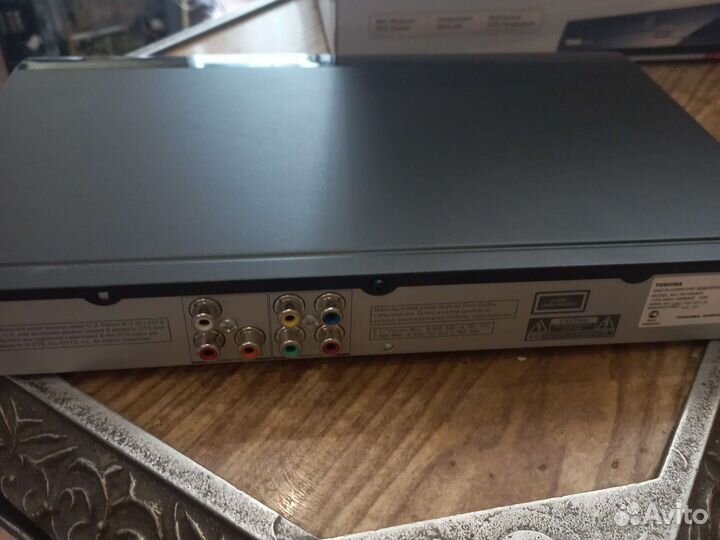 DVD плеер Toshiba sd1000kr