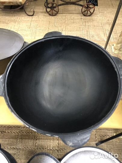 Казан чугунный узбекский