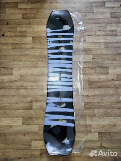 Сноуборд Уникальный Ride Twinpig (состояние новой)