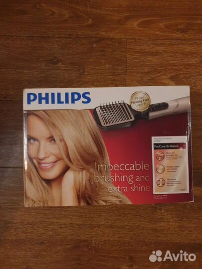 Фен щётка Phillips HP 8657 Pro Care