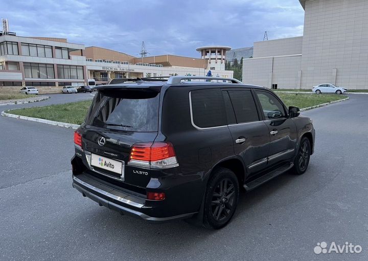 Lexus LX 5.7 AT, 2014, 320 000 км