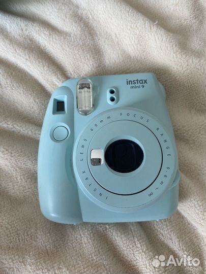 Плёночный фотоаппарат instax mini 9