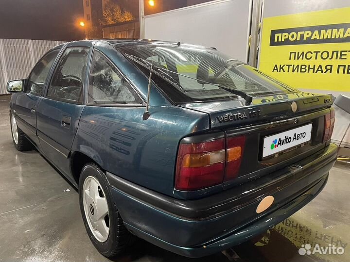 Opel Vectra 1.8 МТ, 1992, 200 000 км