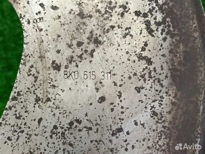 Кожух переднего тормозного диска левый Audi A4 (8