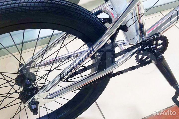 Велосипед BMX Millennium Хром