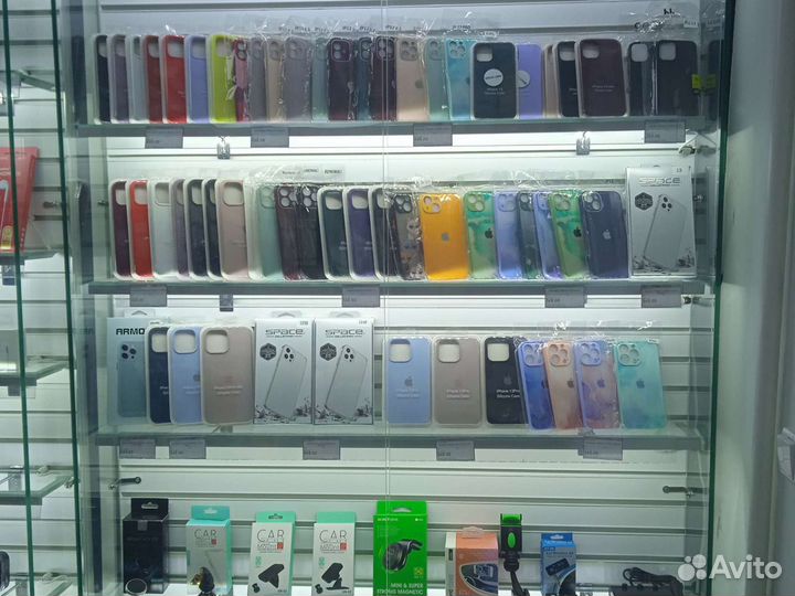 Чехлы на телефон