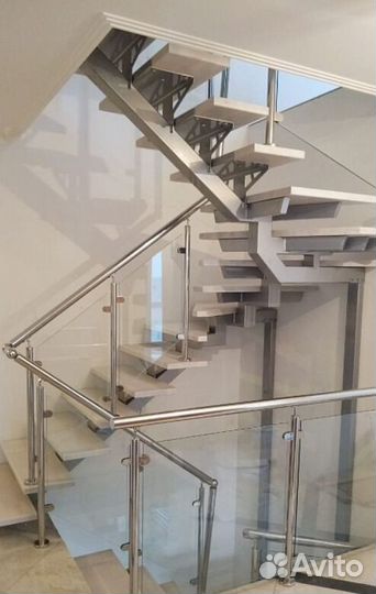 Лестница для офиса