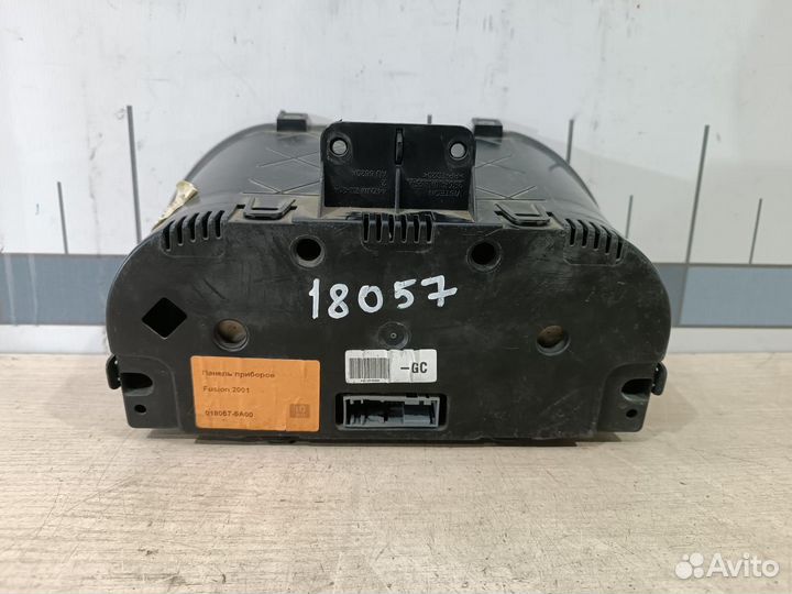 Панель приборов Ford Fusion