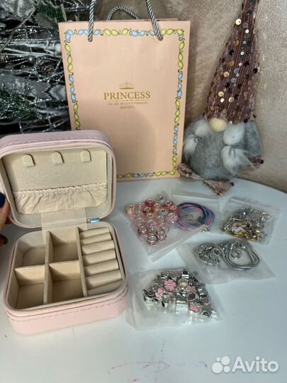 Набор для создания браслетов в шкатулке