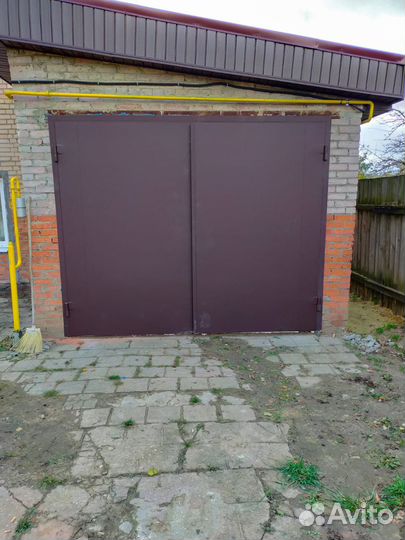 Гаражные металлические ворота
