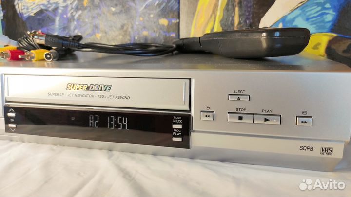 Видеомагнитофон Panasonic nv -hv61